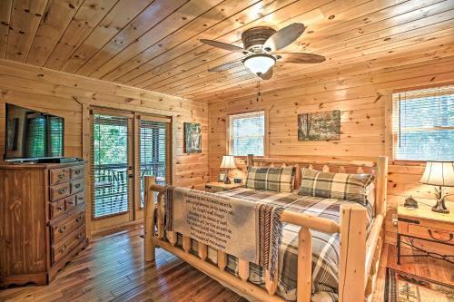 Enjoy A Retreat In The Coosawattee River Resort!