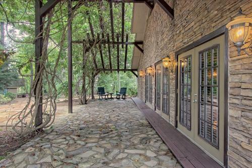 Le Petit Chateau Bliss