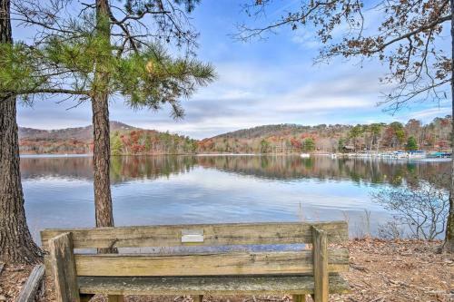 Big Canoe Resort Home With 3 Decks And Mtn Views!