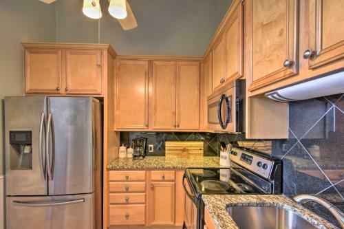 Remodeled Lakefront Retreat With Decks And Dock