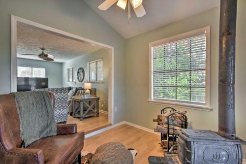 Remodeled Lakefront Retreat With Decks And Dock