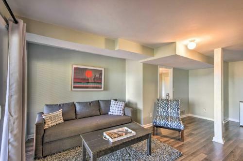 Remodeled Lakefront Retreat With Decks And Dock