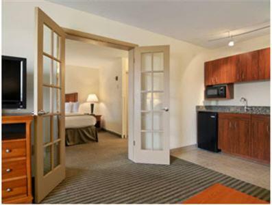 Motel Baymont By Wyndham Macon I-75