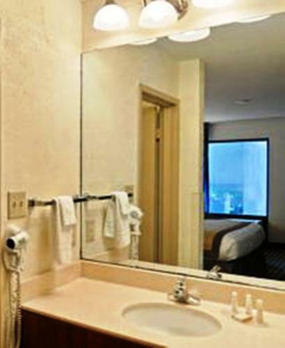 Motel Baymont By Wyndham Macon I-75