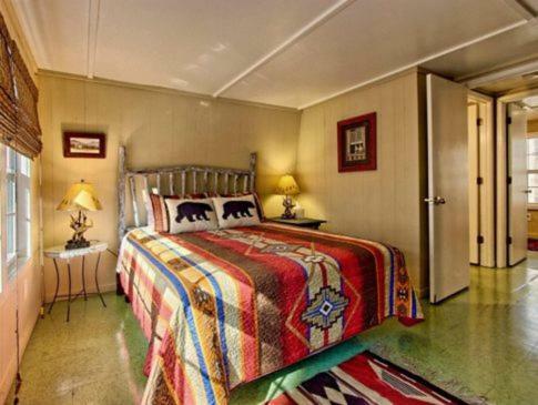 Lake Rabun Hotel