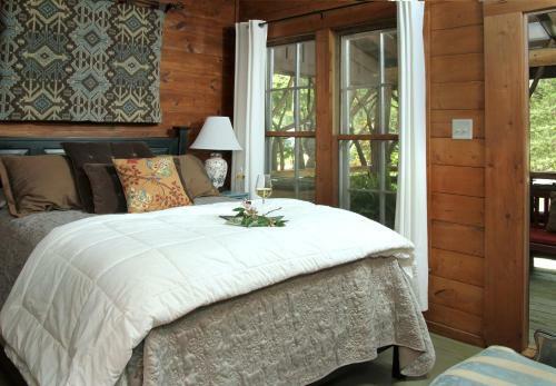 Lake Rabun Hotel