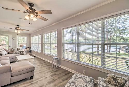 Waterfront Lake Sinclair Home With Boat Dock!