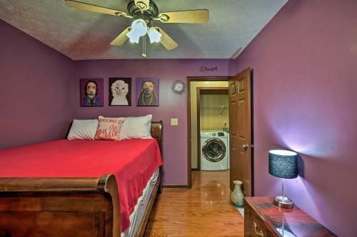 Berkmar Place With Deck Short Drive To Atlanta