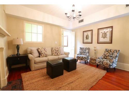 Oglethorpe Main House By Lucky Savannah