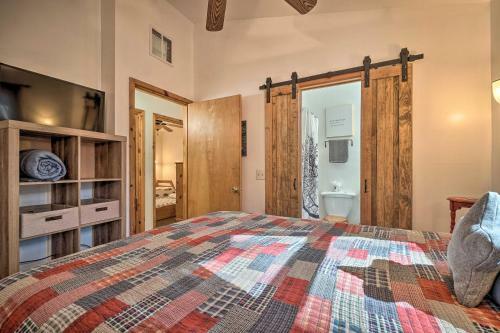 Pet-friendly Wanderlust Cabin 5mi To Helen!