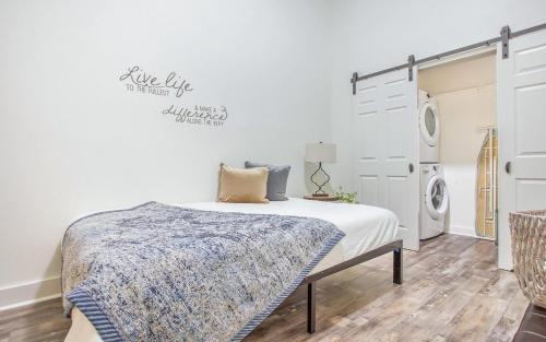 Telfair Loft By Lucky Savannah