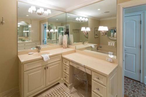 Villa On Broughton Main By Lucky Savannah