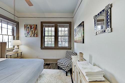 Apartamento Drayton Place 1b - Downtown Gem With Full Kitchen Apts