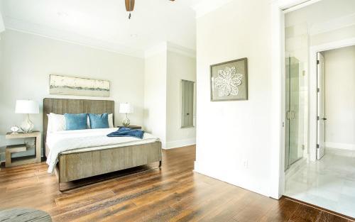 513 Liberty Main By Lucky Savannah