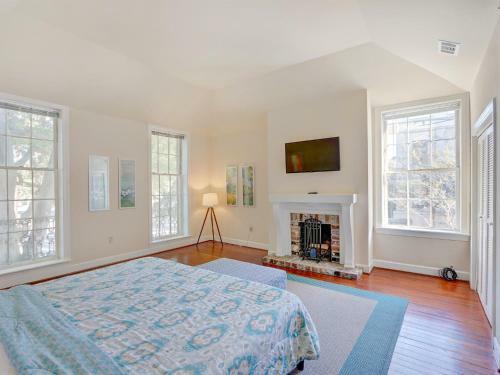 Heated Pool Access Flex Cancelation Historic Lafayette Square Townhouse