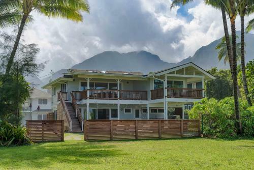 Hanalei Beach House Estate Home