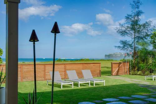 Hanalei Beach House Estate Home