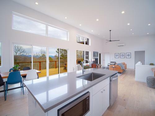 Apartamento Ecomodmtn Stunning Mountain Views