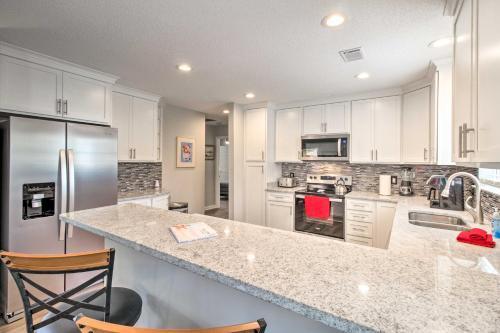 Ideally Located Beach House On Tybee Island!