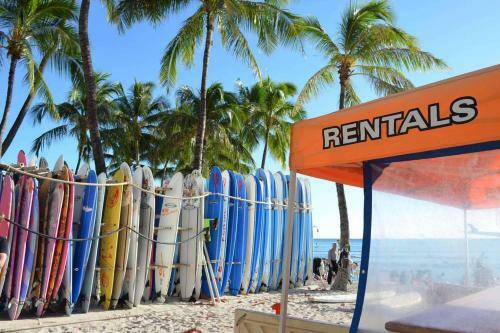 Waikiki Park Heights #1511