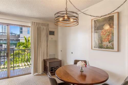 Apartamento 2140 Kuhio Ave #607