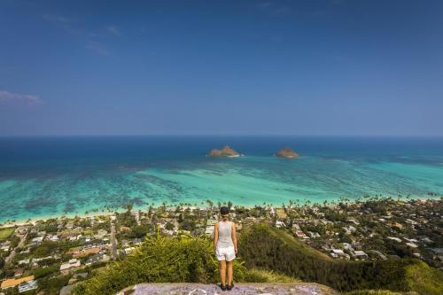 Apartamento Hawaiian Monarch - Canal-view Studio - Pool & Gym Condo