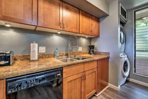 Resort Townhome With Pool And AC - Walk To Pohaku Beach