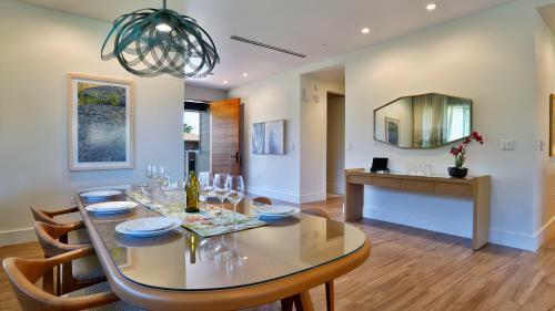 Maui Westside Presents: Luana Garden Villas 14d