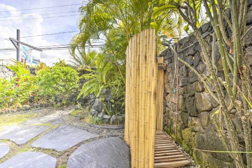 Mermaid Manor Idyllic Oceanfront Kona Escape