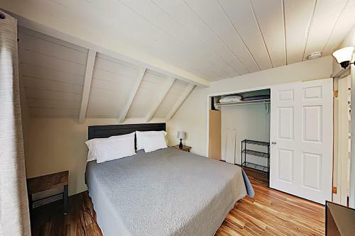 New Listing! Remodeled A-frame With Deck & Balcony Home