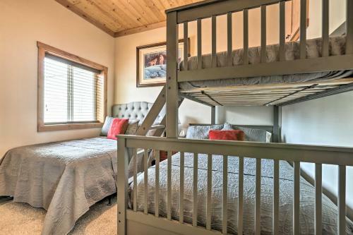 Apartamento Modern Main Street Apt With Easy Outdoor Access!