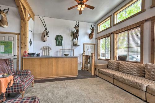 Apartamento Modern Main Street Apt With Easy Outdoor Access!