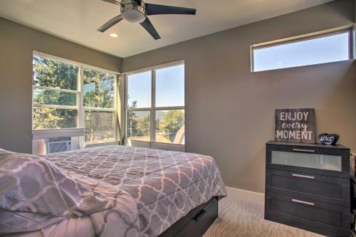 Lookout Tower Downtown Home Walk To Lake!