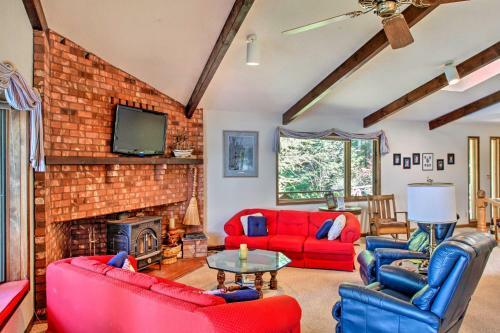Waterfront Hayden House With Private Deck And Dock!