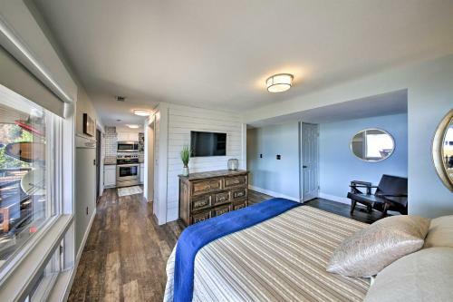 Apartamento Waterfront Lake Studio With Deck And Beach Access!
