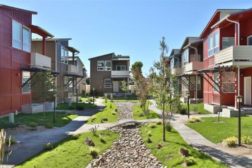 Villa Stunning Garden City Getaway