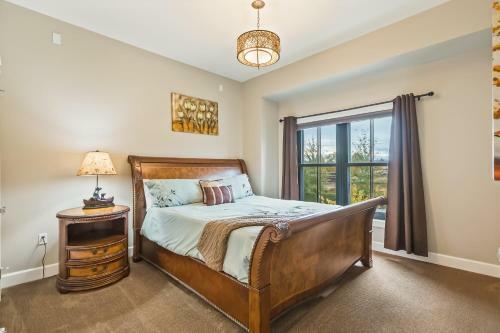 Exclusive Seasons At Sandpoint Townhome