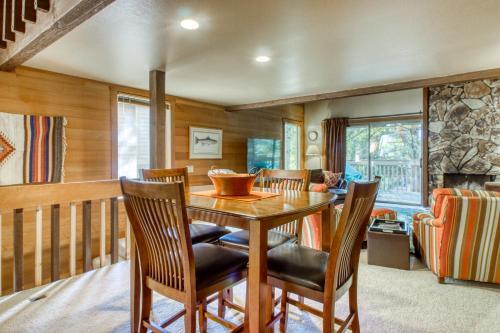 Snowcreek 1557