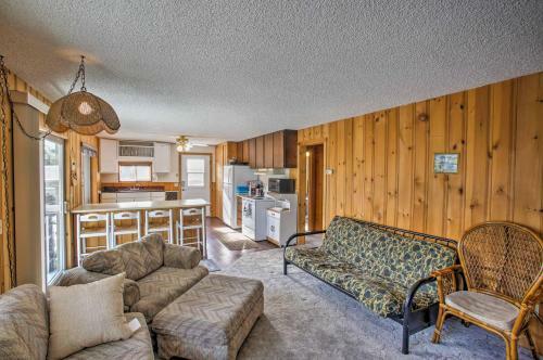 Cozy Worley Cabin With Lake Access And Gas Grill!