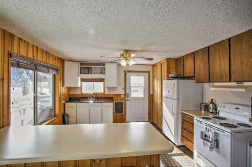 Cozy Worley Cabin With Lake Access And Gas Grill!