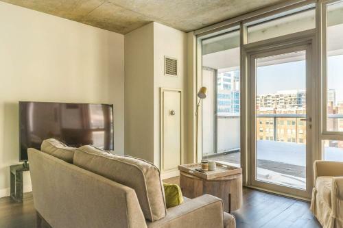 1br Luxury Apartment With Private Office, Terrace, Gym & Pool