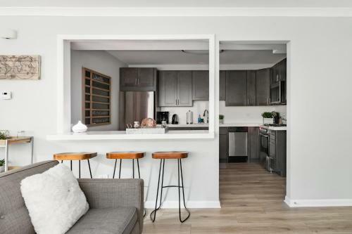 Apartamento Inviting Stylish Home With Covered Patio