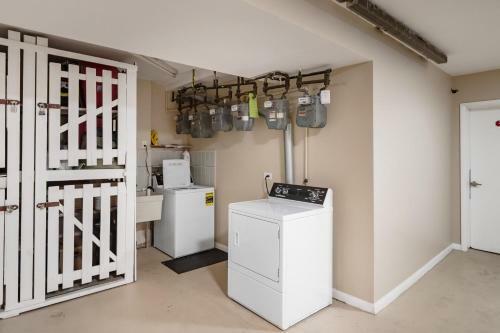 Apartamento Inviting Stylish Home With Covered Patio