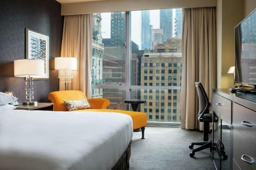 Hotel Thewit Chicago By Suiteness