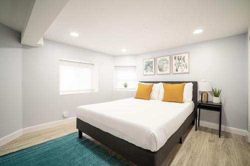 Apartamento Bright And Cozy 2br Condo In Logan Square!