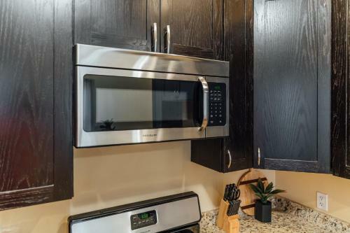 Spacious And Airy Apartment For Big Groups!