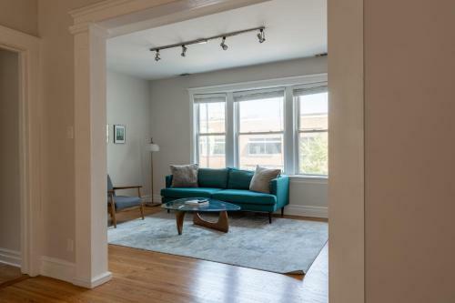 Apartamento Updated Lake View 2br With W&d By Zencity