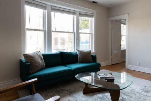 Apartamento Updated Lake View 2br With W&d By Zencity