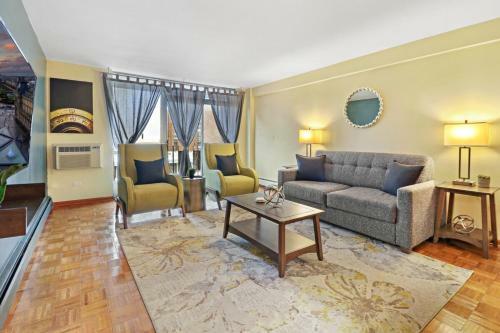Apartamento Oak Park 2br Apt - Near Transit, Shops And Bistro