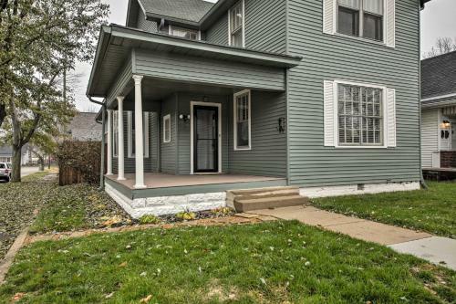 Noblesville Historic Home Walk To Downtown Shops!